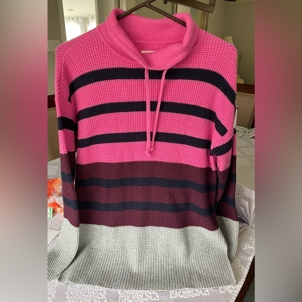 Lou&Gray women’s sweater